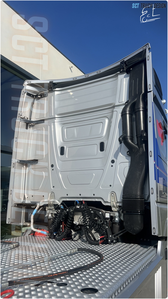 Van Gaeveren Baetens - Mercedes Actros