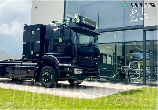 Van Der Linden - Mercedes Atego 300